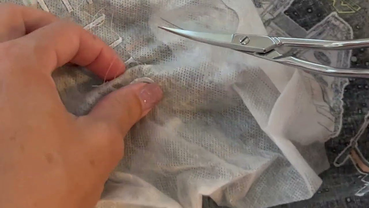 Gingher Embroidery Scissors: Expert Guide to Features, Performance & S – MaggieFrameStore