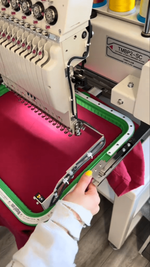 Big Embroidery Machines: Ultimate Guide to Large-Scale Projects ...