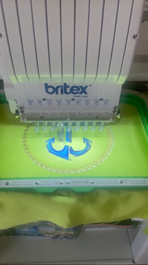 Simply Embroidery Design: Essential Techniques and Easy Projects for Beginners